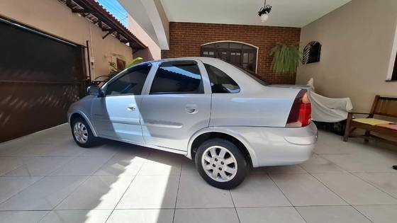 CHEVROLET CORSA 1.4 MPFI PREMIUM SEDAN 8V FLEX 4P MANUAL